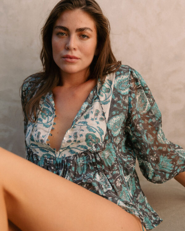 Old Fawn Charcoal Top